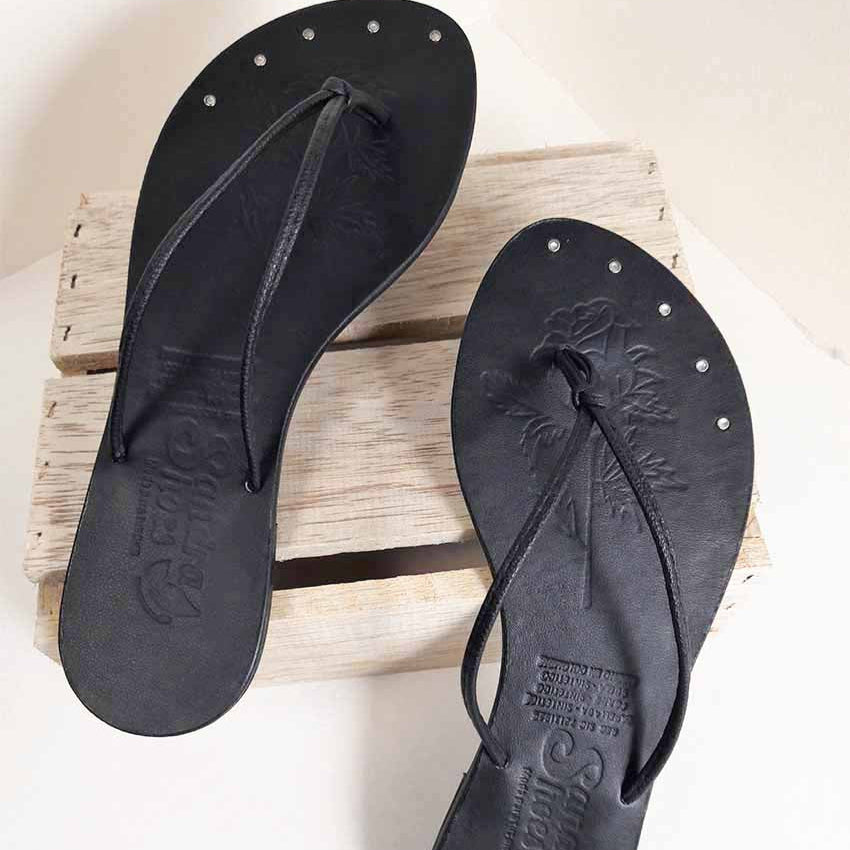 sandalias tres puntadas negras